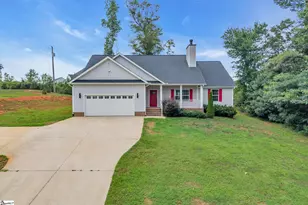 27 Carriage Dr, Greer, SC 29651 - Photo 3
