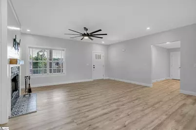 27 Carriage Drive, Greer, SC 29651 - Photo 9
