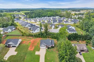 27 Carriage Dr, Greer, SC 29651 - Photo 41