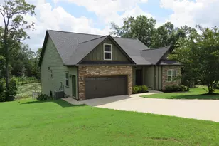 73 Lebanon Ct, Greer, SC 29651 - Photo 1