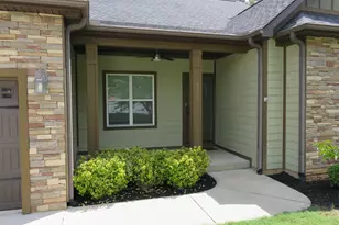 73 Lebanon Ct, Greer, SC 29651 - Photo 3