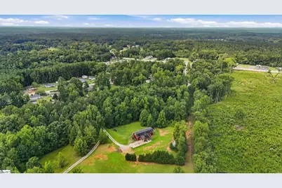 213 Highland Forest Drive, Greenwood, SC 29646 - Photo 7