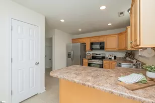 110 Redstem Dr, Simpsonville, SC 29681 - Photo 9