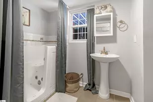 17 Zelma Dr, Greenville, SC 29617 - Photo 35
