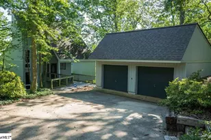 14 Persimmon Ln, Greenville, SC 29609 - Photo 9