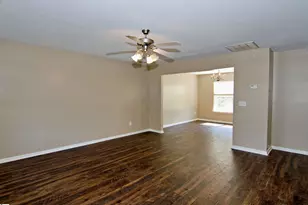 305 N Chestnut St, Seneca, SC 29678 - Photo 7