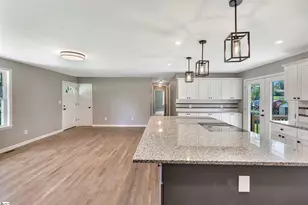 1001 Fairfield Dr, Anderson, SC 29621 - Photo 5