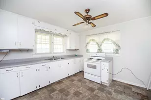 609 S Georgia Ave, Chesnee, SC 29323 - Photo 17