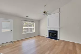 618 Fairview Lake Way, Simpsonville, SC 29680 - Photo 3