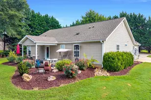 1 Berry Tree Ct, Greer, SC 29651 - Photo 3