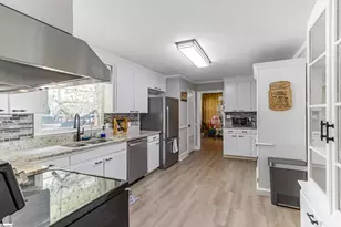 205 Dixon St, Clinton, SC 29325 - Photo 15
