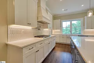 586 Clifdale Rd, Spartanburg, SC 29307 - Photo 17