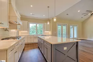 586 Clifdale Rd, Spartanburg, SC 29307 - Photo 19
