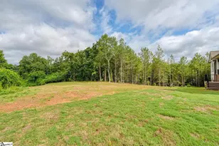 586 Clifdale Rd, Spartanburg, SC 29307 - Photo 47