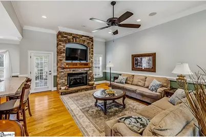 821 E Golden View Lane, Boiling Springs, SC 29316 - Photo 11