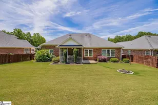 821 E Golden View Ln, Boiling Springs, SC 29316 - Photo 39
