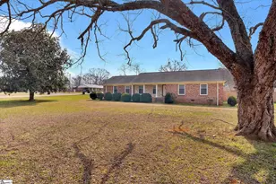 2114 Karen Ln, Anderson, SC 29626 - Photo 1