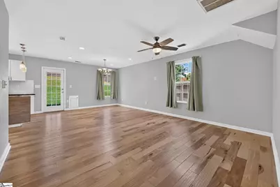 114 Kingsman Court, Easley, SC 29642 - Photo 7
