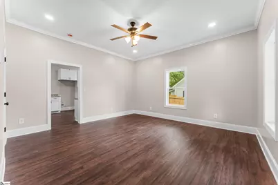 409 W Curtis Street, Simpsonville, SC 29681 - Photo 5
