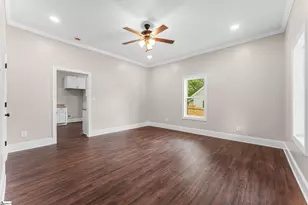 409 W Curtis St, Simpsonville, SC 29681 - Photo 5