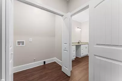 409 W Curtis Street, Simpsonville, SC 29681 - Photo 19