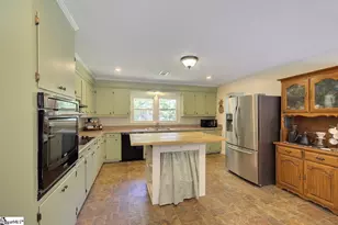303 Mill St, Williamston, SC 29697 - Photo 11