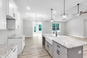 122 Indian Ridge Dr, Laurens, SC 29360 - Photo 9