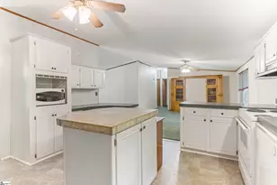 214 Chantilly Cir, Starr, SC 29684 - Photo 9