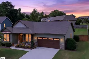 408 Trillium Creek Ct, Travelers Rest, SC 29690 - Photo 3
