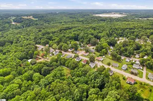 706 Gray St, Woodruff, SC 29388 - Photo 29