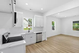 706 Gray St, Woodruff, SC 29388 - Photo 9