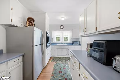 302 Caldwell Street, Campobello, SC 29322 - Photo 13