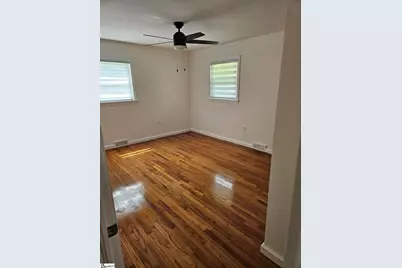 513 W Fredericks Street, Anderson, SC 29625 - Photo 7