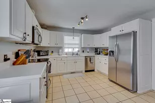 8 Shady Pines Ct, Fountain Inn, SC 29644 - Photo 15