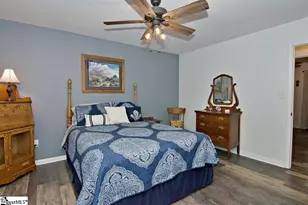 1279 Coneross Point Dr, Seneca, SC 29678 - Photo 27