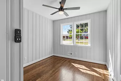 21 Kay Drive, Greenville, SC 29605 - Photo 11