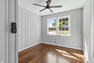 21 Kay Dr, Greenville, SC 29605 - Photo 11