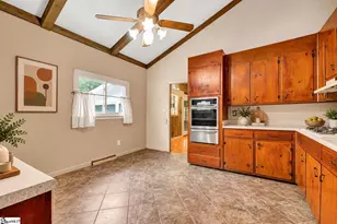 19 Vicki Cir, Greenville, SC 29615 - Photo 9