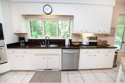 100 Wood Lily Lane, Spartanburg, SC 29307 - Photo 5