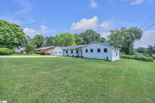 17 Beaufort St, Greenville, SC 29615 - Photo 3