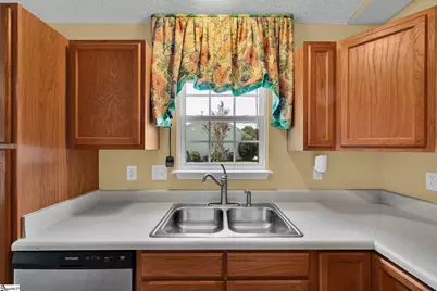 611 Hunters Lane, Anderson, SC 29625 - Photo 9
