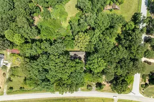 1290 Groce Meadow Rd, Taylors, SC 29687 - Photo 25