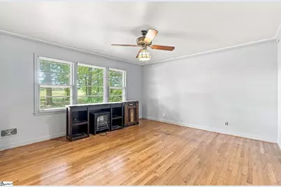 1290 Groce Meadow Road, Taylors, SC 29687 - Photo 5