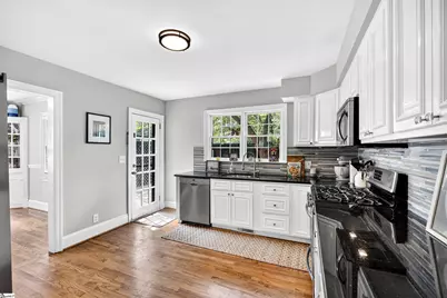 453 Longview Terrace, Greenville, SC 29605 - Photo 17