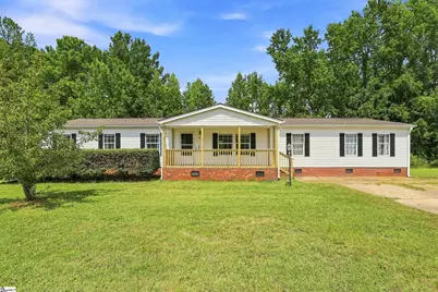 156 Falcon Ridge Drive, Boiling Springs, SC 29316 - Photo 1