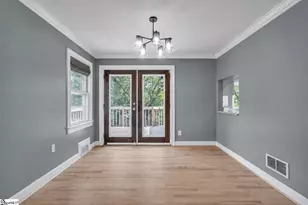 16 Perrin St, Greenville, SC 29607 - Photo 13