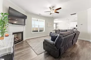 1407 Almaden St, Boiling Springs, SC 29316 - Photo 7