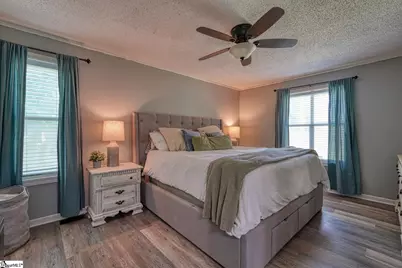 6425 Greenfield Drive, Spartanburg, SC 29303 - Photo 11