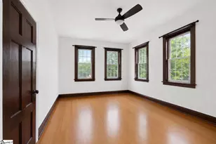 511 E Cambridge Ave, Greenwood, SC 29646 - Photo 17