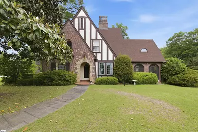 511 E Cambridge Avenue, Greenwood, SC 29646 - Photo 1